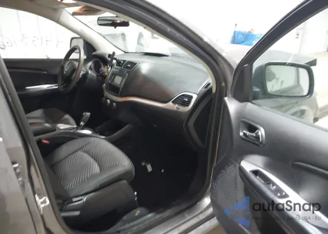 2014 Dodge Journey Sxt z USA, uszkodzony, nr VIN 3C4PDDBGXET271436